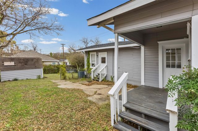 2104 Jones Street, Greenville, TX 75401