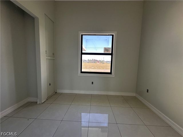 4217 NW 32nd TER, Cape Coral, FL 33993