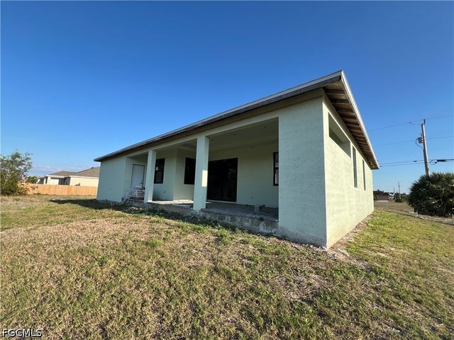 4217 NW 32nd TER, Cape Coral, FL 33993