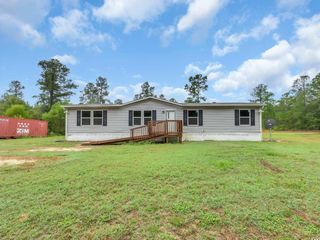 1693 Carriage Dr., Loris, SC 29569