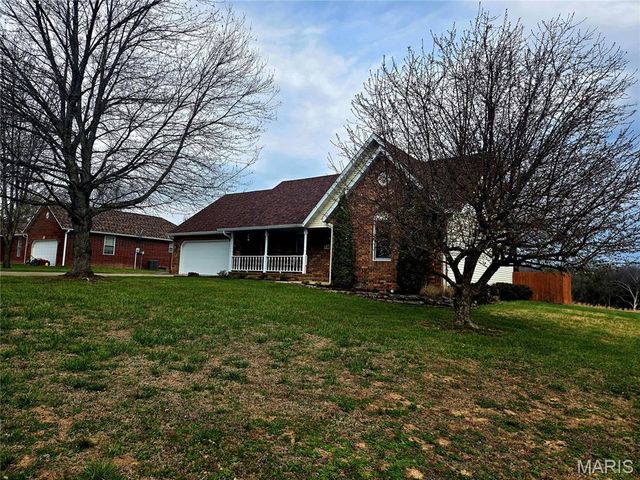 909 Daytona Drive, Lebanon, MO 65536