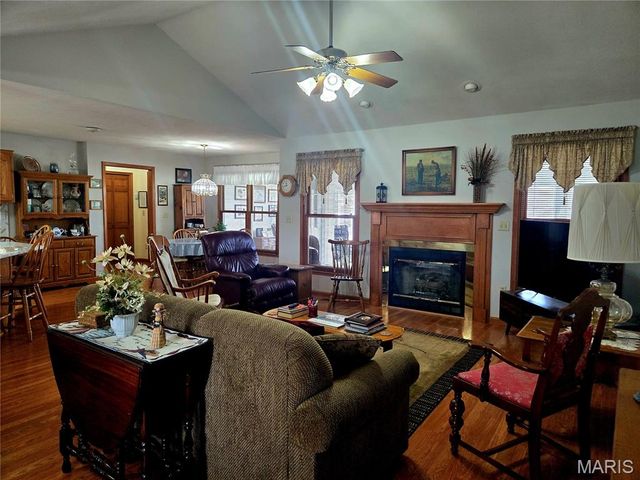 909 Daytona Drive, Lebanon, MO 65536