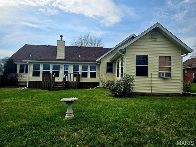 909 Daytona Drive, Lebanon, MO 65536