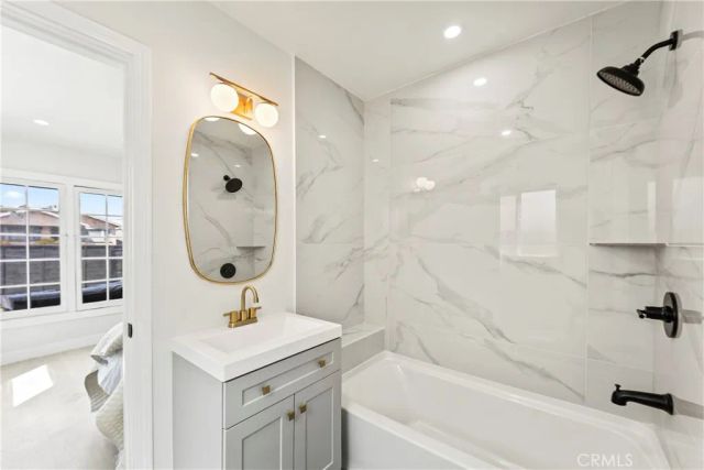 2942 S West View, Los Angeles, CA 90016