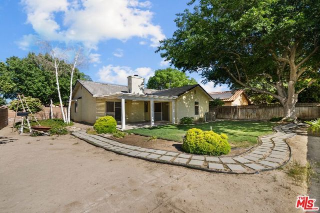 43033 22nd Street, Lancaster, CA 93536