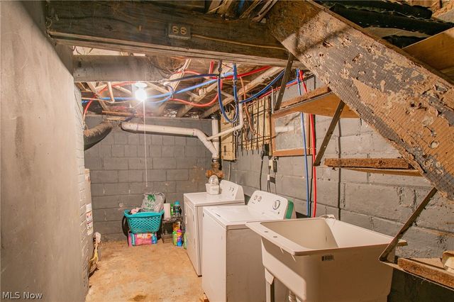 510 Homes Place NW, Canton, OH 44703