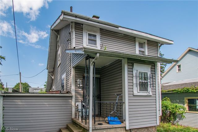 510 Homes Place NW, Canton, OH 44703