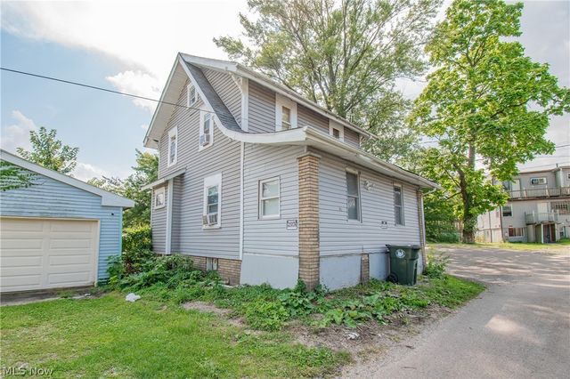 510 Homes Place NW, Canton, OH 44703