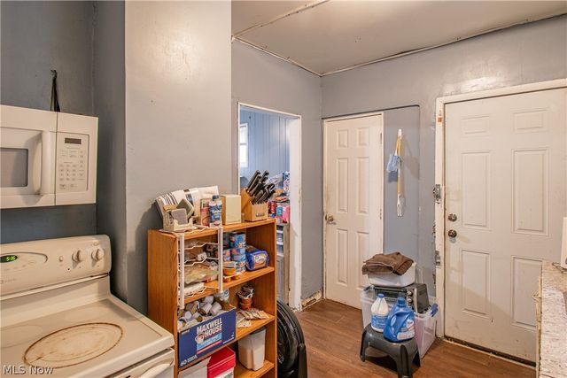 510 Homes Place NW, Canton, OH 44703