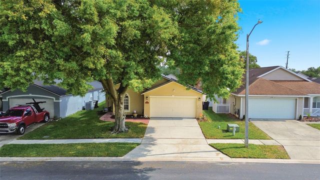 1928 OLIVIA CIRCLE, Apopka, FL 32703