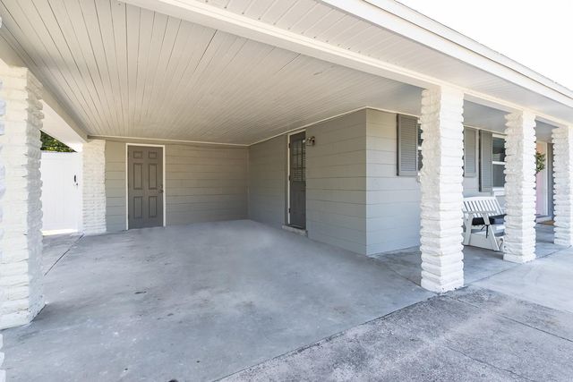 1712 S CLARK AVENUE, Tampa, FL 33629