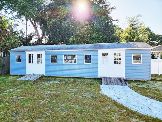 1712 S CLARK AVENUE, Tampa, FL 33629