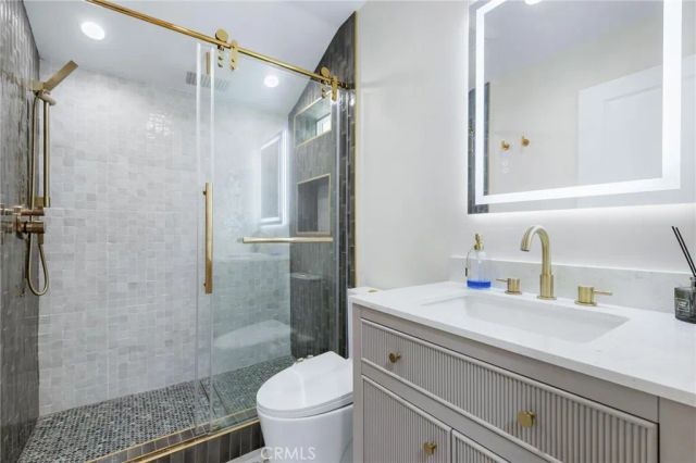 8416 Rhea Avenue, Northridge, CA 91324