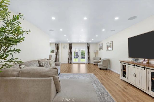 8416 Rhea Avenue, Northridge, CA 91324