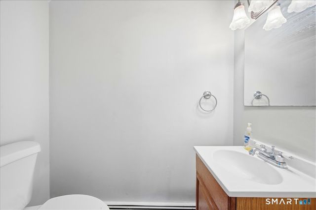 107 Woodland Drive B, Montville, CT 06382