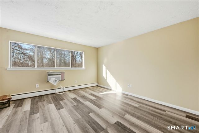 107 Woodland Drive B, Montville, CT 06382