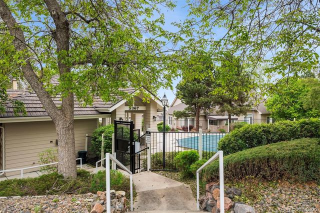 5239 W Iliff Drive 103, Lakewood, CO 80227