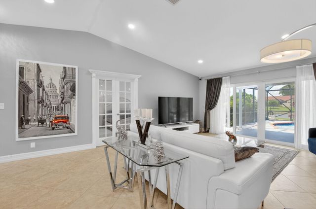 10305 Crosswind Road, Boca Raton, FL 33498