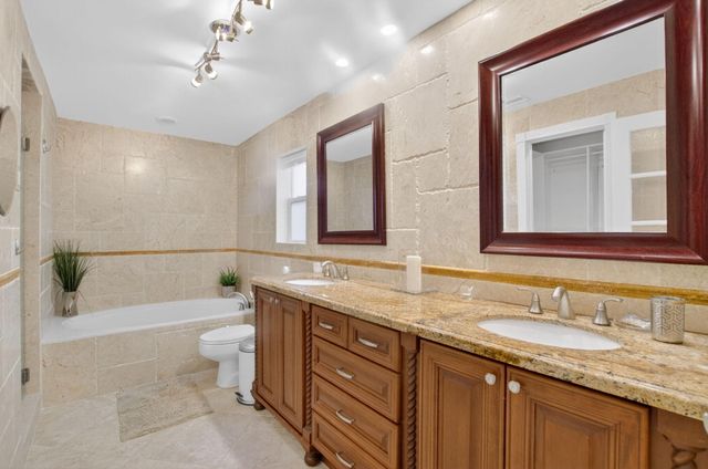 10305 Crosswind Road, Boca Raton, FL 33498