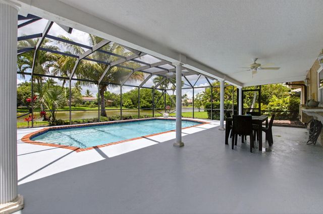 10305 Crosswind Road, Boca Raton, FL 33498