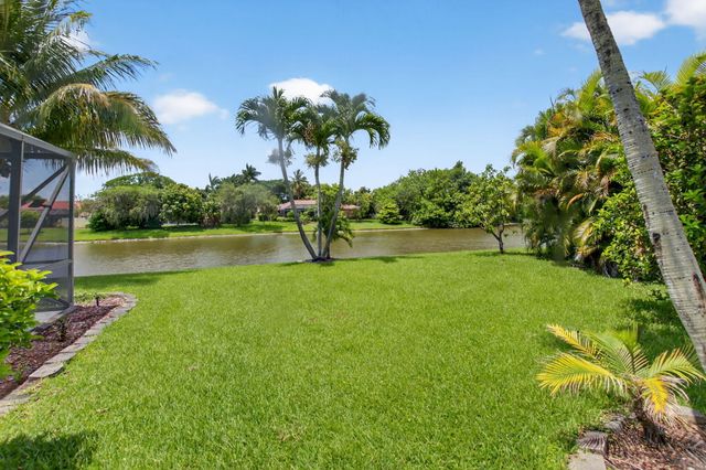 10305 Crosswind Road, Boca Raton, FL 33498