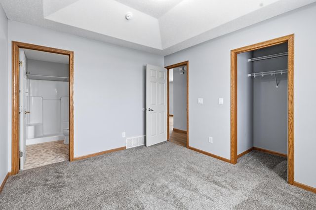 3418 Village Green Drive, Moorhead, MN 56560