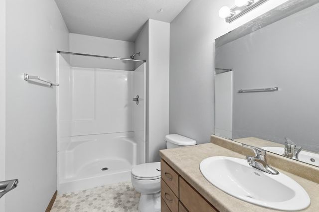 3418 Village Green Drive, Moorhead, MN 56560