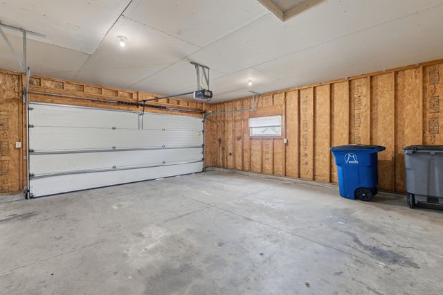 3418 Village Green Drive, Moorhead, MN 56560