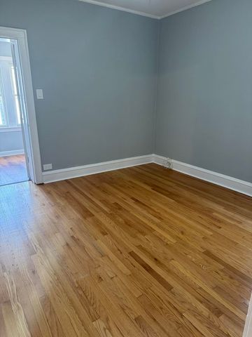 6231 N Francisco Avenue 2S, Chicago, IL 60659