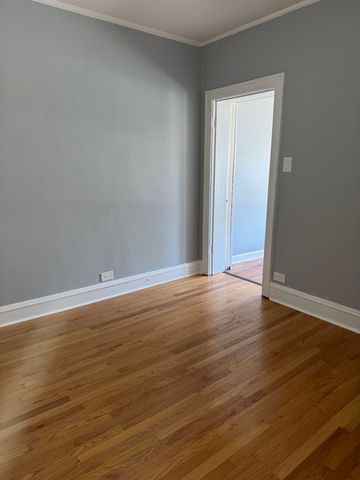 6231 N Francisco Avenue 2S, Chicago, IL 60659