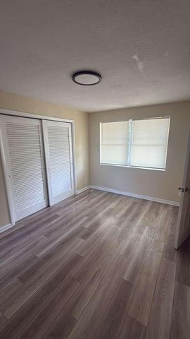3722 Henry Avenue 3, West Palm Beach, FL 33405