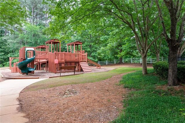 5258 Tallgrass NW Way, Kennesaw, GA 30152