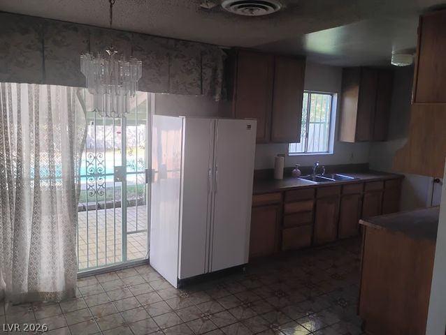 1208 Sandy Cove Street, Las Vegas, NV 89110