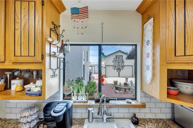 947 N Alamo Street, Anaheim, CA 92801