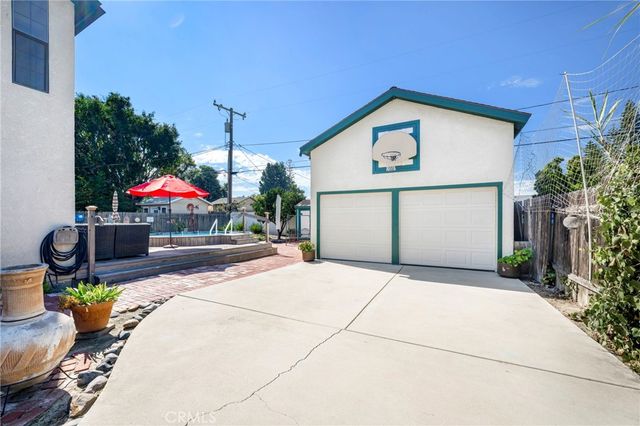 947 N Alamo Street, Anaheim, CA 92801