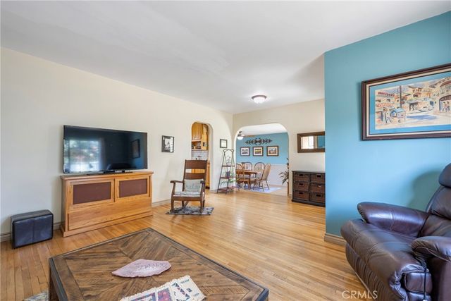 947 N Alamo Street, Anaheim, CA 92801