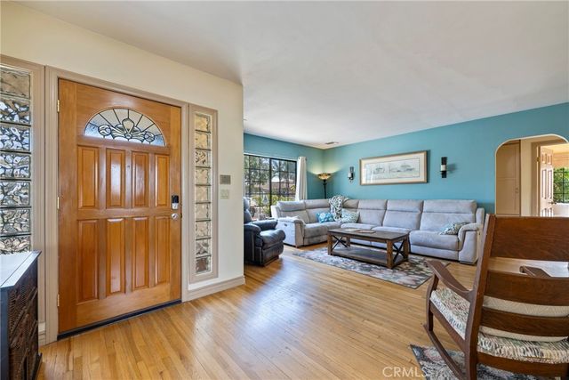 947 N Alamo Street, Anaheim, CA 92801
