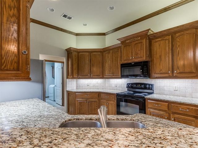 604 N Timber Road, Midwest City, OK 73130