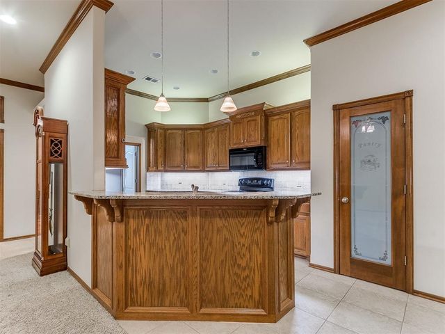 604 N Timber Road, Midwest City, OK 73130