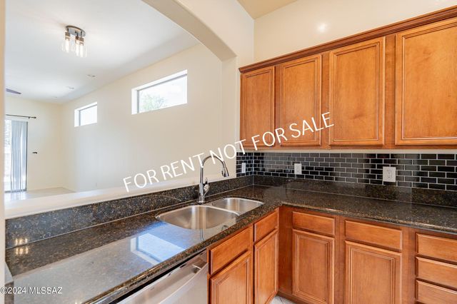 10444 S Frontier Ranch Place, Vail, AZ 85641