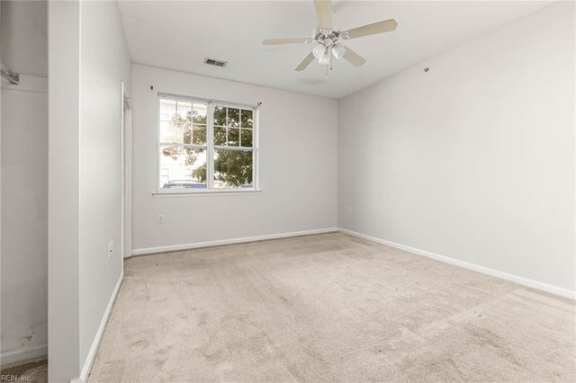 900 Southmoor Dr Unit 103, Virginia Beach, VA 23455