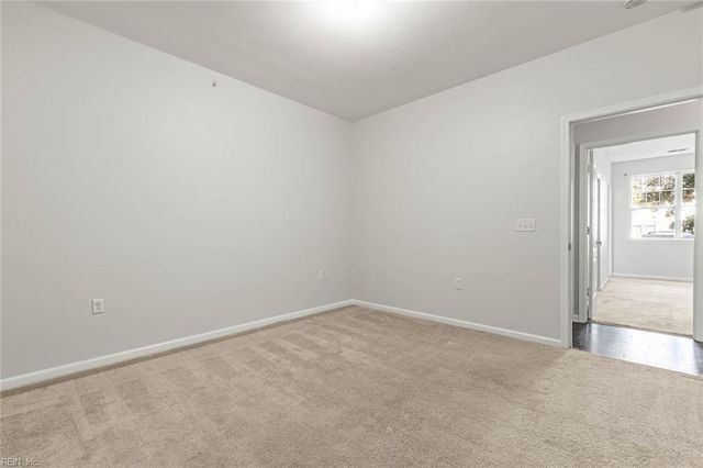 900 Southmoor Dr Unit 103, Virginia Beach, VA 23455