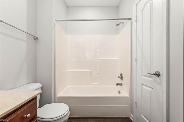 900 Southmoor Dr Unit 103, Virginia Beach, VA 23455