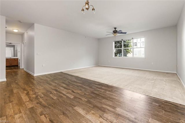 900 Southmoor Dr Unit 103, Virginia Beach, VA 23455