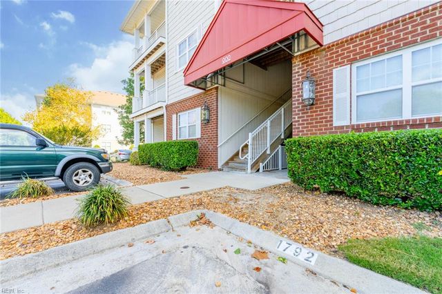 900 Southmoor Dr Unit 103, Virginia Beach, VA 23455