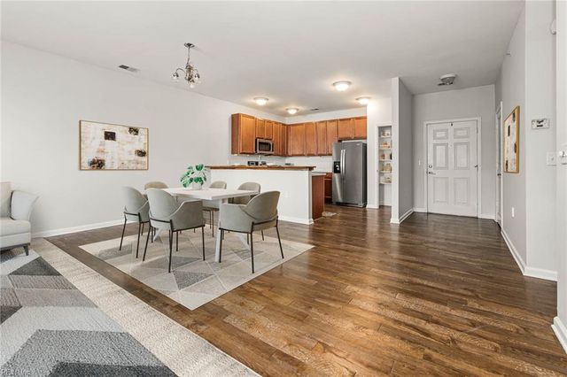 900 Southmoor Dr Unit 103, Virginia Beach, VA 23455