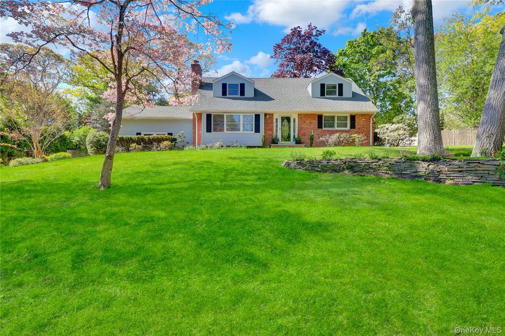 14 Archer Drive, Stony Brook, NY 11790