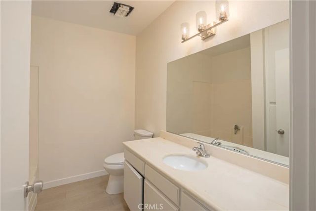 15000 Halldale Ave., 210, Gardena, CA 90247