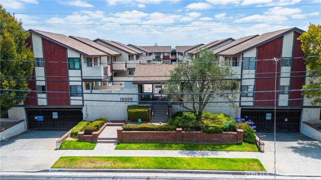 15000 Halldale Ave., 210, Gardena, CA 90247