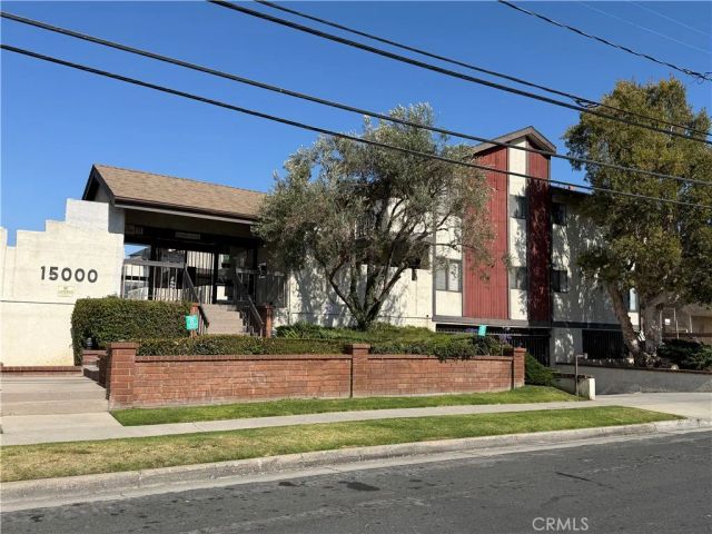 15000 Halldale Ave., 210, Gardena, CA 90247